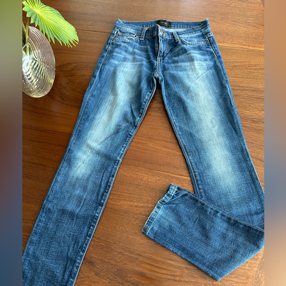 Joe's Jeans Straight Leg in Faded Blue